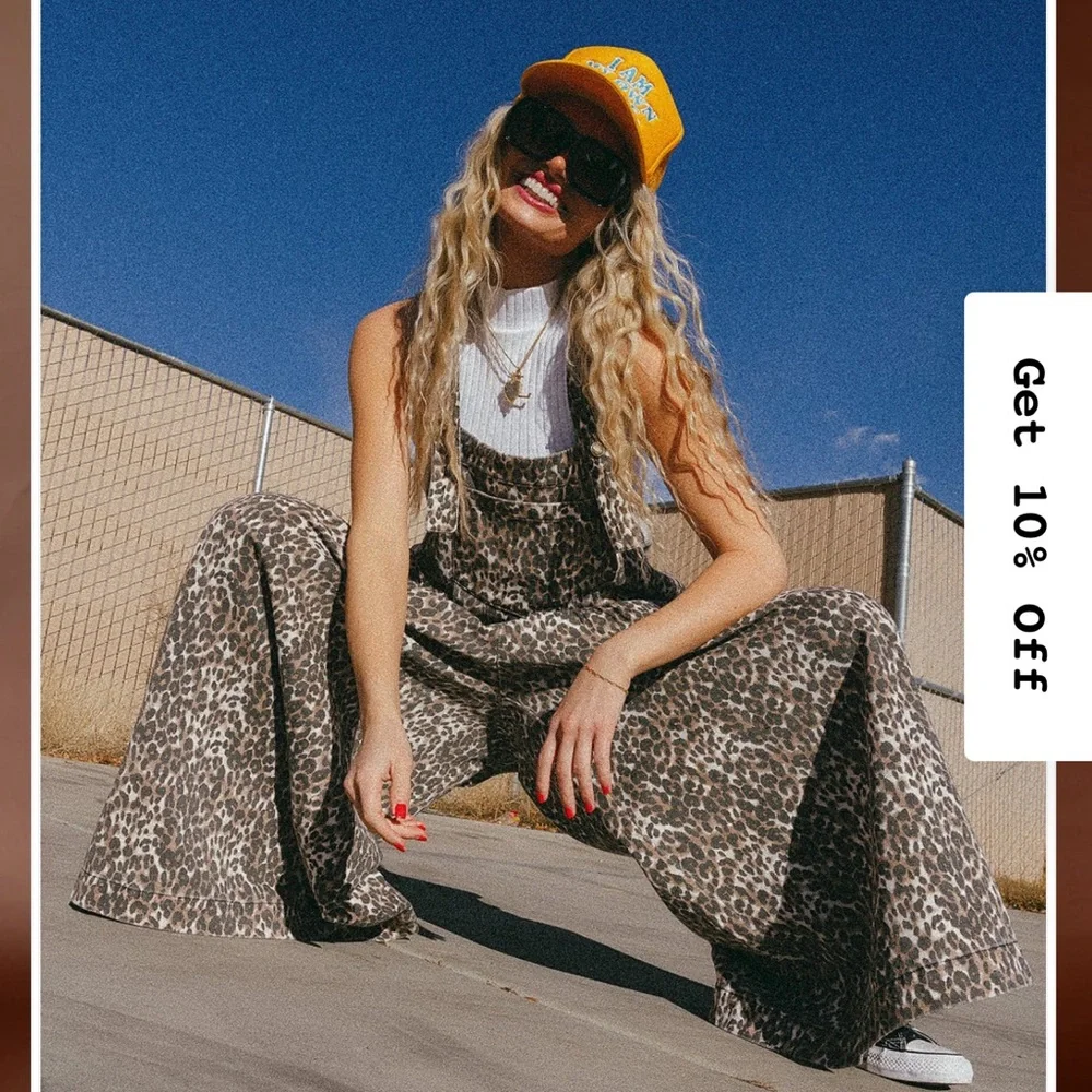 Dressed in LALA Big Feelings Oversized Denim Overalls in Vintage Leopard - Picture 2 of 7